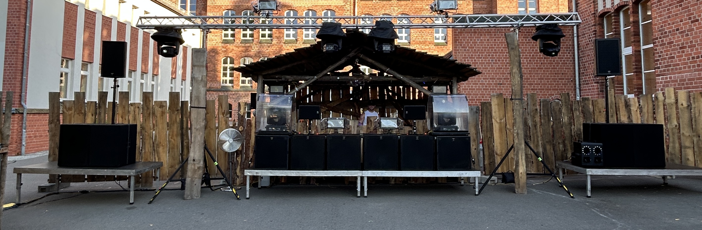 Blumenhouse 2026 Technikaufstellung